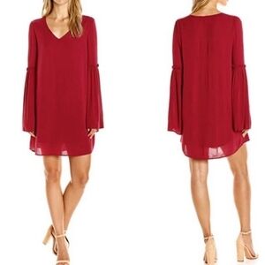 Jack BB Dakota Dress Burgundy Bell Sleeve Tunic size medium